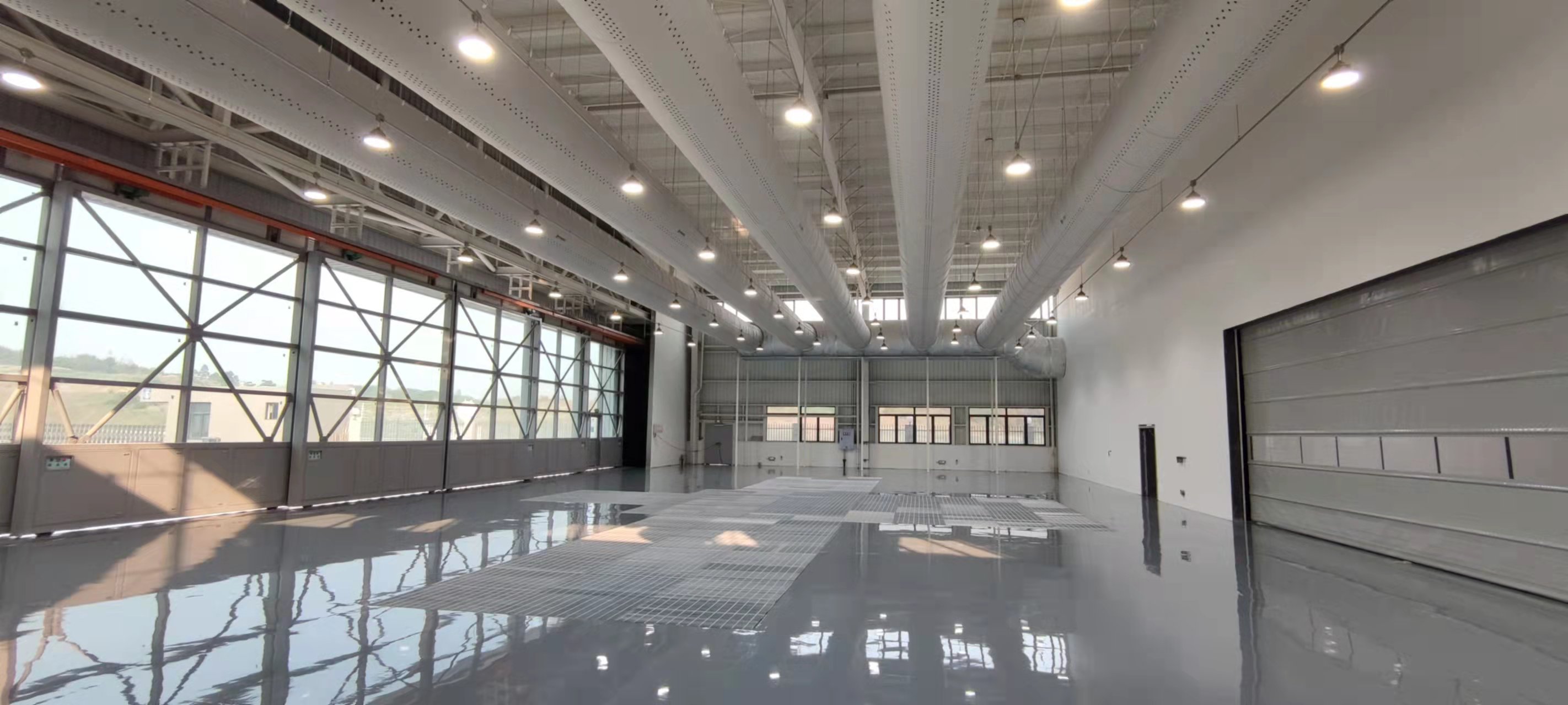 大型无人机整机喷漆机库